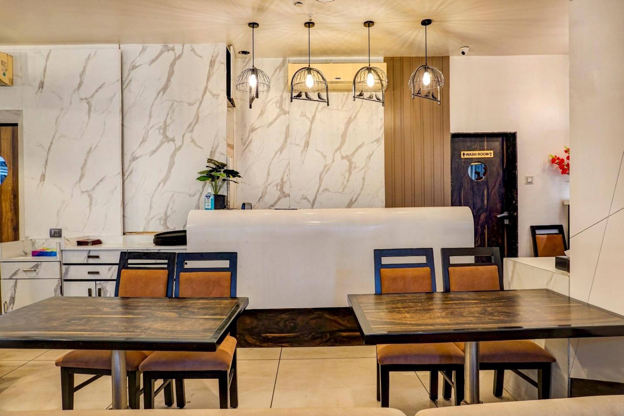 Hotel Tej Inn Plaza Near Igi Airport Delhi Нью-Дели Экстерьер фото